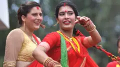 महिलाएं