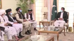 عمران خان او طالبان