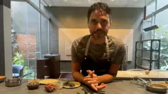 El chef Virgilio Martínez en su restaurante.