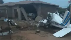 Har yanzu ba a san dalilin hatsarin jirgin ba.