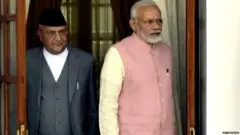 भारतीय प्रधानमंत्री नरेंद्र मोदी और नेपाल के प्रधानमंत्री के पी शर्मा ओली