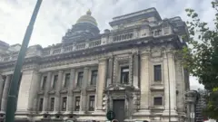 Inyubako ya sentare i Buruseli mu Bubiligi