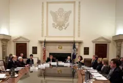 Una reunión de los gobernadores de la Fed en su sede de Washington D.C.