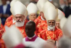 حضر الكاردينال دومينيك جوزيف ماثيو القداس الإلهي الذي أقيم بمناسبة انتخاب البابا الجديد، برئاسة عميد مجمع الكرادلة، الكاردينال جيوفاني باتيستا ري، في كاتدرائية القديس بطرس في الفاتيكان
