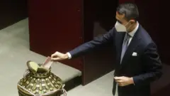 5 Yıldız Hareketi'nin önde gelen isimlerinden Dışişleri Bakanı Luigi Di Maio
