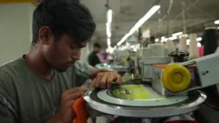 bangladesh worker