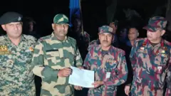 হস্তান্তরের আগে পতাকা বৈঠক করে দুই দেশের সীমান্তরক্ষী বাহিনী