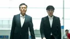 (캡션) WTO 일반이사회 참석차 출국하는 김승호 실장(왼쪽)