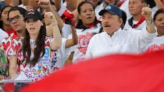 Ortega y su hija