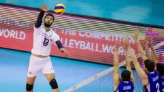 ایران در سه ست دوم، سوم و پنجم پیروز شد.