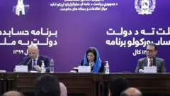 یک سال پس از توافق صلح آمریکا و طالبان؛ دولت افغانستان می‌گوید خشونت‌ها ادامه دارد