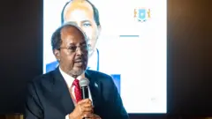 Pirezidaant Hasan Sheek Mohaammad