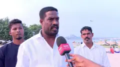 எண்ணூர்: எண்ணெயை வாளியில் அள்ளும் அவலம் - வேதனையில் கொதிக்கும் மக்கள்