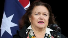 نمای نزدیک از چهره جینا راین‌هارت 