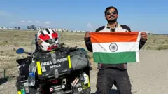 யோகேஷ் அலேகரி, உலகைச் சுற்றும் சவால், இந்திய பைக்கர், பிரிட்டன், பைக் திருட்டு 