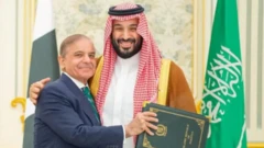 பாகிஸ்தான் பிரதமர் மற்றும் செளதி இளவரசர் 