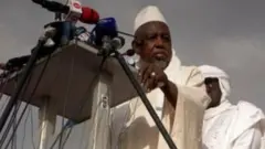 महमूद डिको: माली के इमाम जो राष्ट्रपति को चुनौती दे रहे