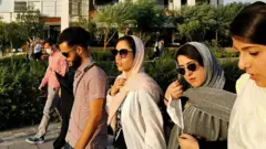 مردم چگونه بتدریج به محدودیت‌های مرتبط با کرونا کم اعتنا می‌شوند