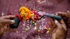 సింబాలిక్