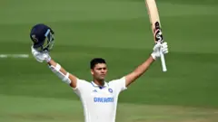 యశస్వీ జైస్వాల్