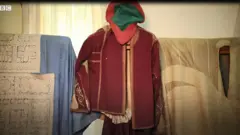 BBC ta samu shiga cikin ɗakin Sardaunan Sakkwato Ahmadu Bello Firiminiyan Arewa a Gidan Arewa a Kaduna.