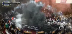 सर्बिया की संसद में हंगामा