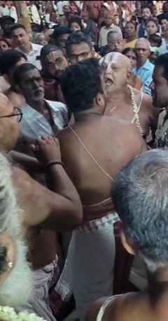 காஞ்சிபுரத்தில் வடகலை - தென்கலை மோதல்