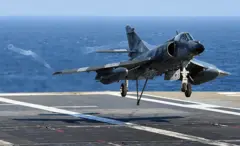 Штурмовик Super-Étendard, французький літак 