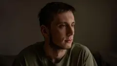 ፓቭሎ ናብ ቤቱ ምስ ተመልሰ ድምጺ ድሮን በሰላኡ ይሃድኖ