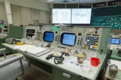 Consoles da sala de controle de operações das missões do programa Apollo, em Houston, Texas (EUA)