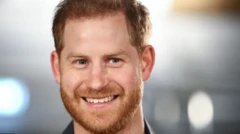 Prens Harry gülüyor