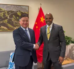  ዶ/ር ኢዮብ ተካልኝ