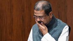 தர்மேந்திர பிரதான் ராஜிநாமா மோதி அரசுக்கு பின்னடைவா அல்லது ஒரு வாய்ப்பா?