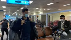 Novak Djokovic Dubai havalimanına vardı
