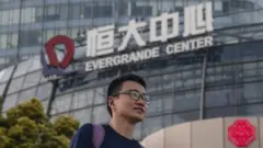 Evergrande'nin toplam borçları 300 milyar doları aşıyor