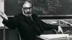 محمد عبد السلام