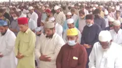 જાહેરમાં નમાઝનો વિવાદ
