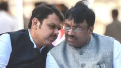 फडणवीस, मुनगंटीवार