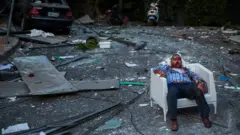 жаракат алган киши