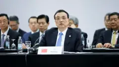 Thủ tướng Lý Khắc Cường và các lãnh đạo những nước CEE