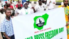 Ndị ntaakụkọ na-eme ngagharị