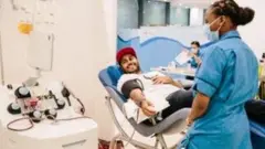 Plasma kutoka kwa watu waliopona Corona inaweza kutumika kuwatibu agonja wa Covid 29