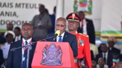 Tanzania yashyizeho itegeko ryemera ko abakobwa batwite birukanwa ku ishuri