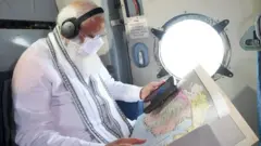 नरेंद्र मोदी