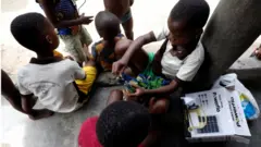 Ụmụaka na-ekwu egwuregwu