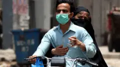 पाकिस्तान में कोरोना वायरस