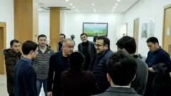 Тошкент шаҳри ҳокими Жаҳонгир Ортиқхўжаев Kun.uz таҳририяти ходимлари билан