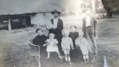 Imagen de algunos de los primeros colonos alemanes que llegaron a Nueva Germania.