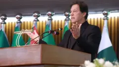 عمران خان