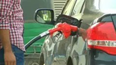 পাম্পে তেল